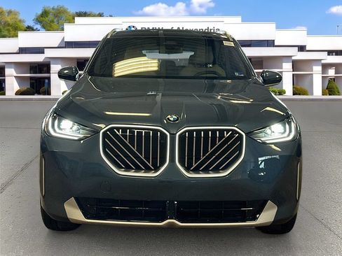 New 2026 BMW X3 xDrive30i w/ Premium Package AWD/4WD image 2
