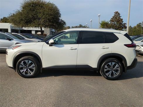 Used 2021 Nissan Rogue SV w/ Premium Package image 7