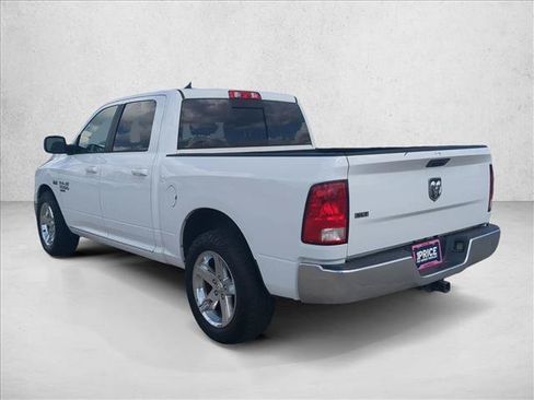 Used 2019 RAM 1500 Classic SLT w/ Luxury Group RWD image 7