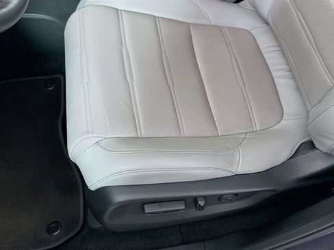 Used 2021 Honda CR-V Touring image 19
