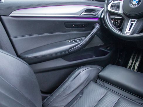 Used 2022 BMW M5 Base w/ Executive Package image 19