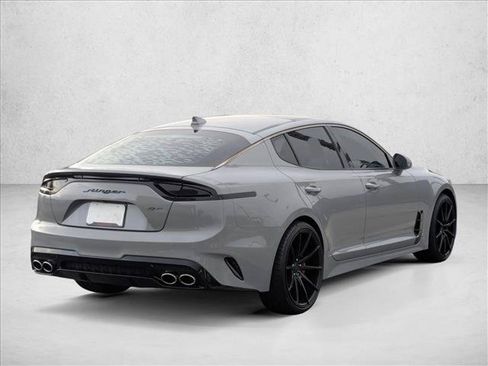 Used 2018 Kia Stinger GT1 RWD image 5