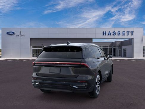 New 2026 Lincoln Nautilus Reserve AWD/4WD image 8