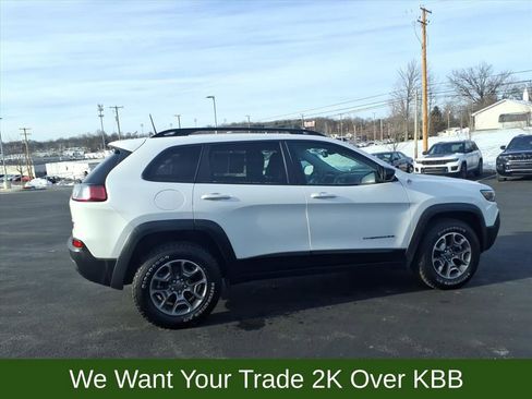 Used 2022 Jeep Cherokee Trailhawk w/ Sun, Sound & Nav Group image 7