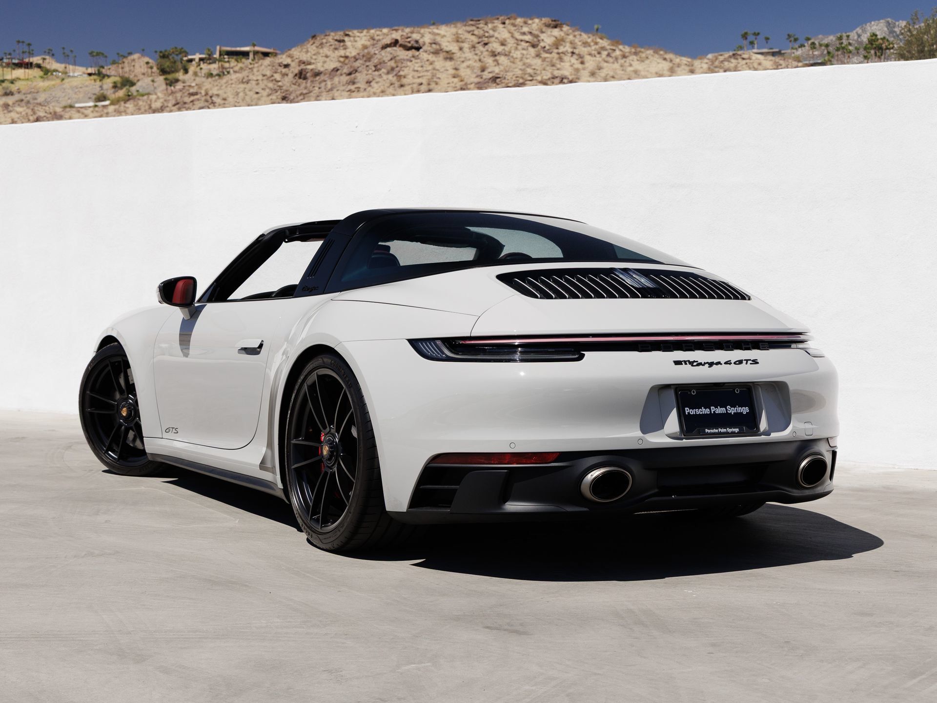 Used 2024 Porsche 911 Targa 4 GTS AWD/4WD image 3