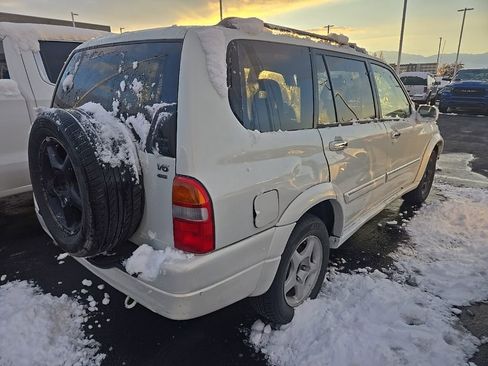 Used 2002 Suzuki XL7 Touring image 2