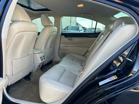 Used 2014 Lexus ES 350 image 17