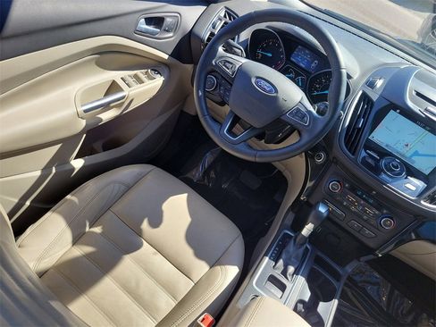 Used 2017 Ford Escape Titanium image 15