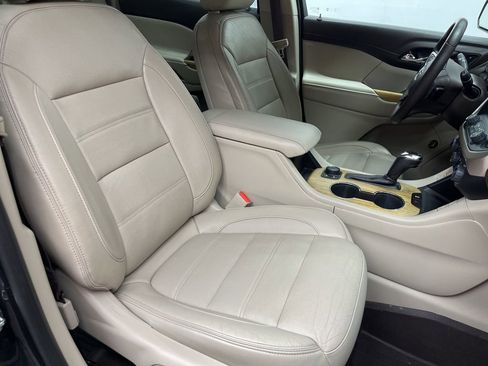 Used 2019 GMC Acadia Denali w/ Technology Package image 22