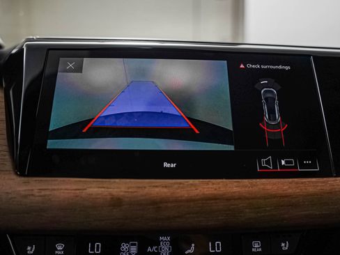 Used 2023 Audi e-tron GT Premium Plus AWD/4WD image 22