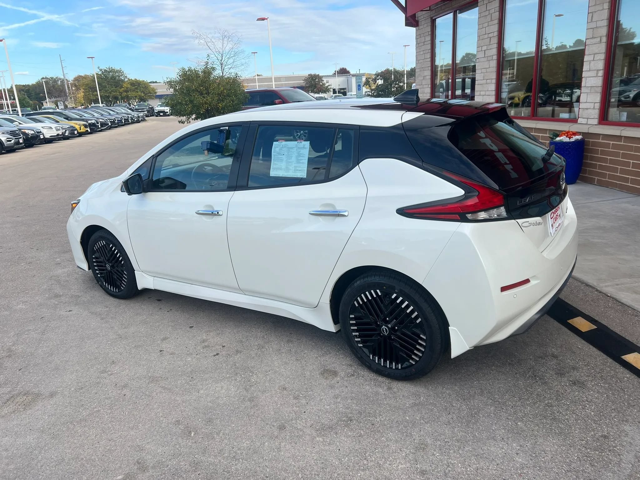 Used 2023 Nissan Leaf SV Plus FWD image 5