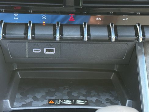 New 2026 Chevrolet Colorado ZR2 w/ ZR2 Bison Edition AWD/4WD image 45