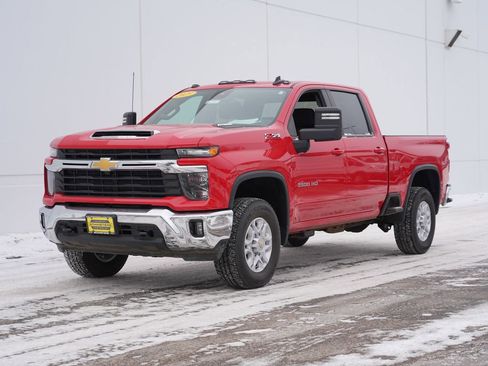 Used 2025 Chevrolet Silverado 3500 LT w/ All Star Edition image 7