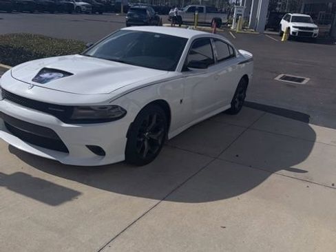 Used 2019 Dodge Charger GT image 1