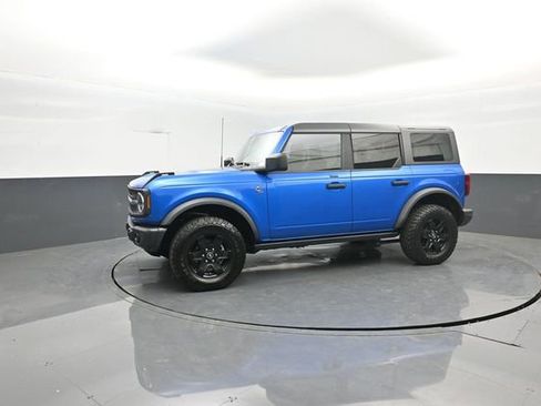 Used 2023 Ford Bronco Black Diamond image 4