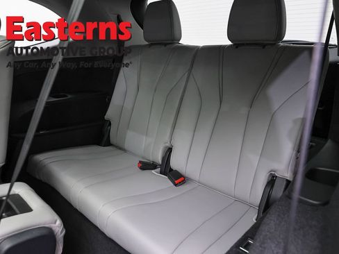 Used 2023 Acura MDX w/ Technology Package AWD/4WD image 27