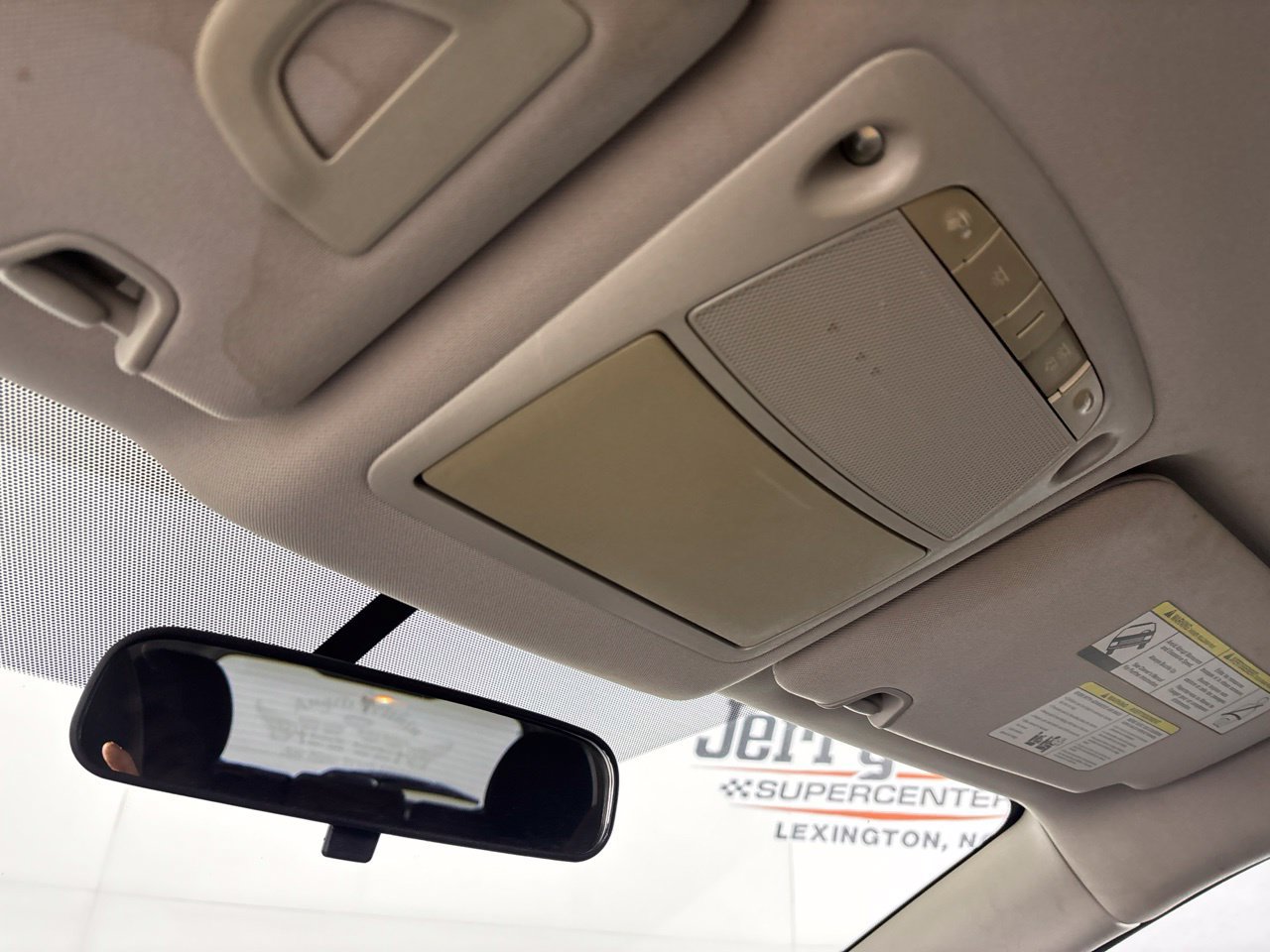 Used 2015 Nissan Rogue S FWD image 15