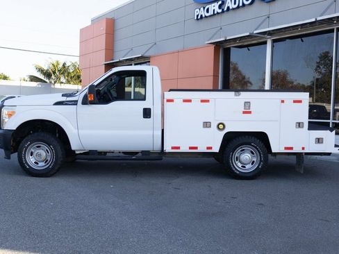 Used 2015 Ford F250 XL w/ Power Equipment Group AWD/4WD image 7