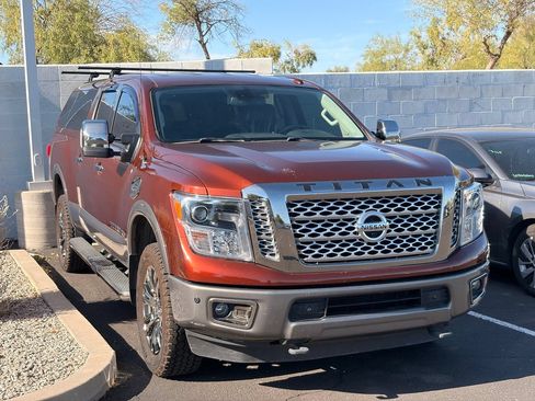 Used 2017 Nissan Titan Platinum Reserve AWD/4WD image 4