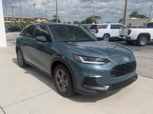 New 2027 Honda HR-V LX image 2