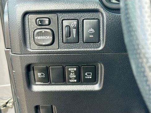 Used 2024 Toyota 4Runner SR5 Premium w/ Moonroof Package RWD image 10