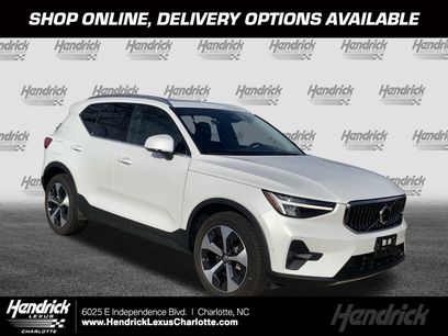 Used 2025 Volvo XC40 B5 Plus