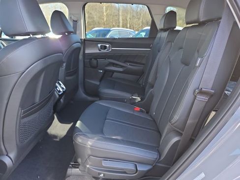 New 2026 Kia Sorento SX image 9