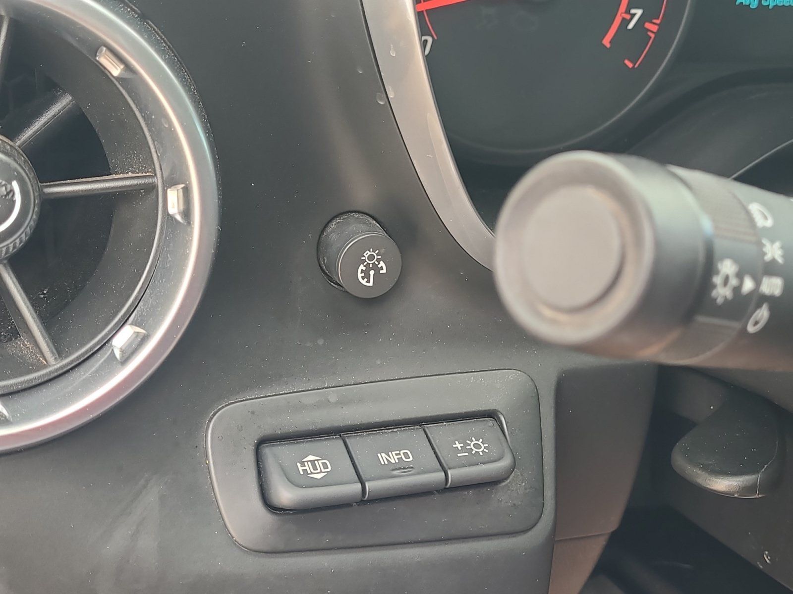 Used 2017 Chevrolet Camaro SS RWD image 23