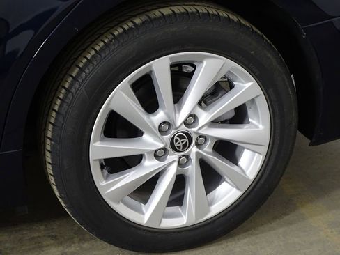 Used 2022 Toyota Camry LE image 37