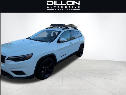 Used 2019 Jeep Cherokee Latitude Plus FWD image 1