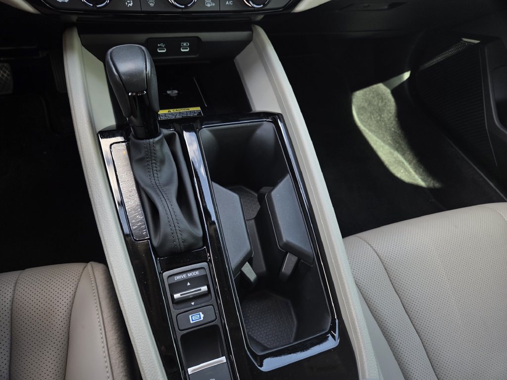 Certified 2025 Honda Accord EX-L image 13
