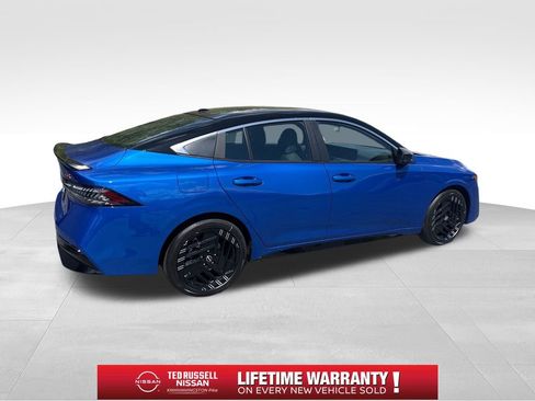 New 2026 Nissan Sentra SR FWD image 6