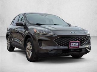 Used 2020 Ford Escape SE video 3