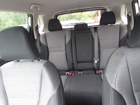 Used 2021 Nissan Rogue SV FWD image 32