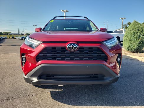 Used 2025 Toyota RAV4 XLE Premium w/ Weather Package FWD image 2