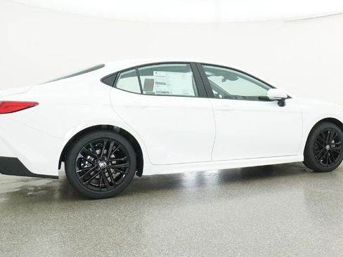Used 2026 Toyota Camry SE w/ Convenience Package FWD image 29