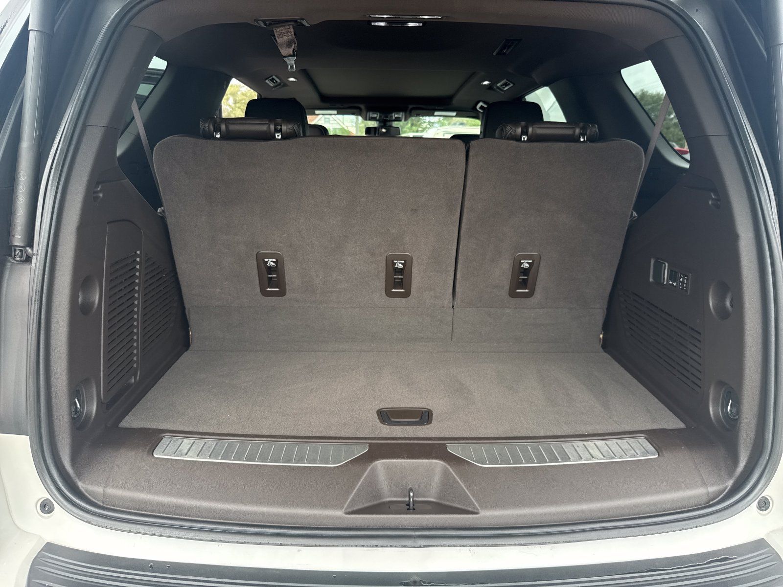 Used 2022 GMC Yukon Denali AWD/4WD image 28
