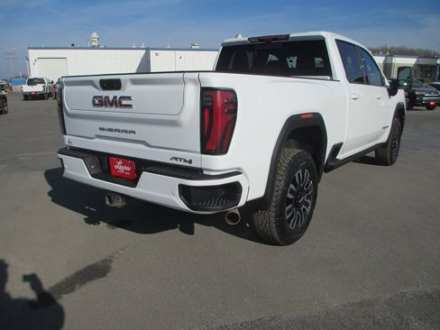 Certified 2024 GMC Sierra 2500 AT4 w/ AT4 Premium Plus Package image 4