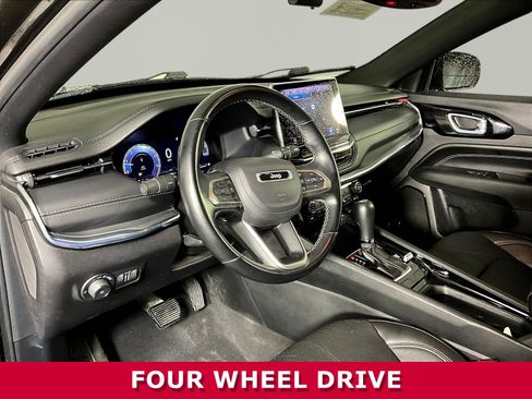 Used 2022 Jeep Compass High Altitude AWD/4WD image 14