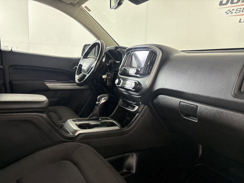 Used 2022 Chevrolet Colorado LT w/ Fleet Safety Package image 21