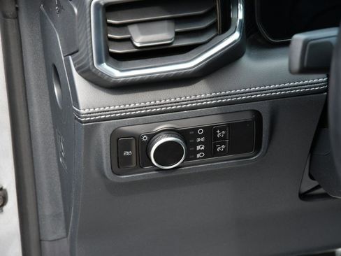 Used 2025 Ford Mustang Premium RWD image 8