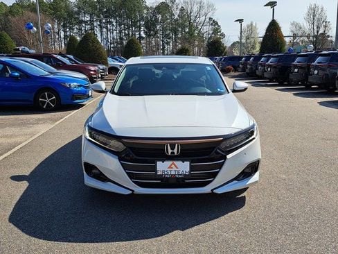 Used 2021 Honda Accord Touring image 3