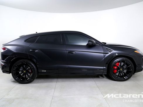 Used 2024 Lamborghini Urus S image 9