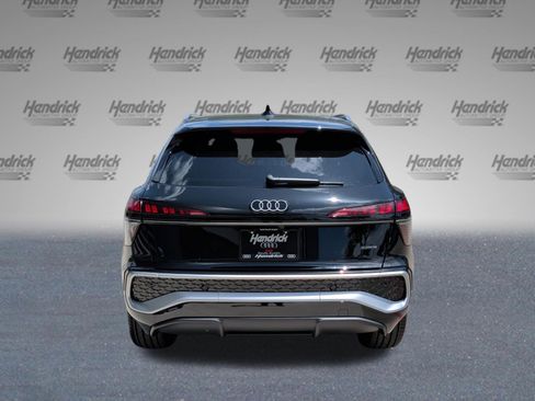 Used 2026 Audi Q3 quattro 2.0T AWD/4WD image 8