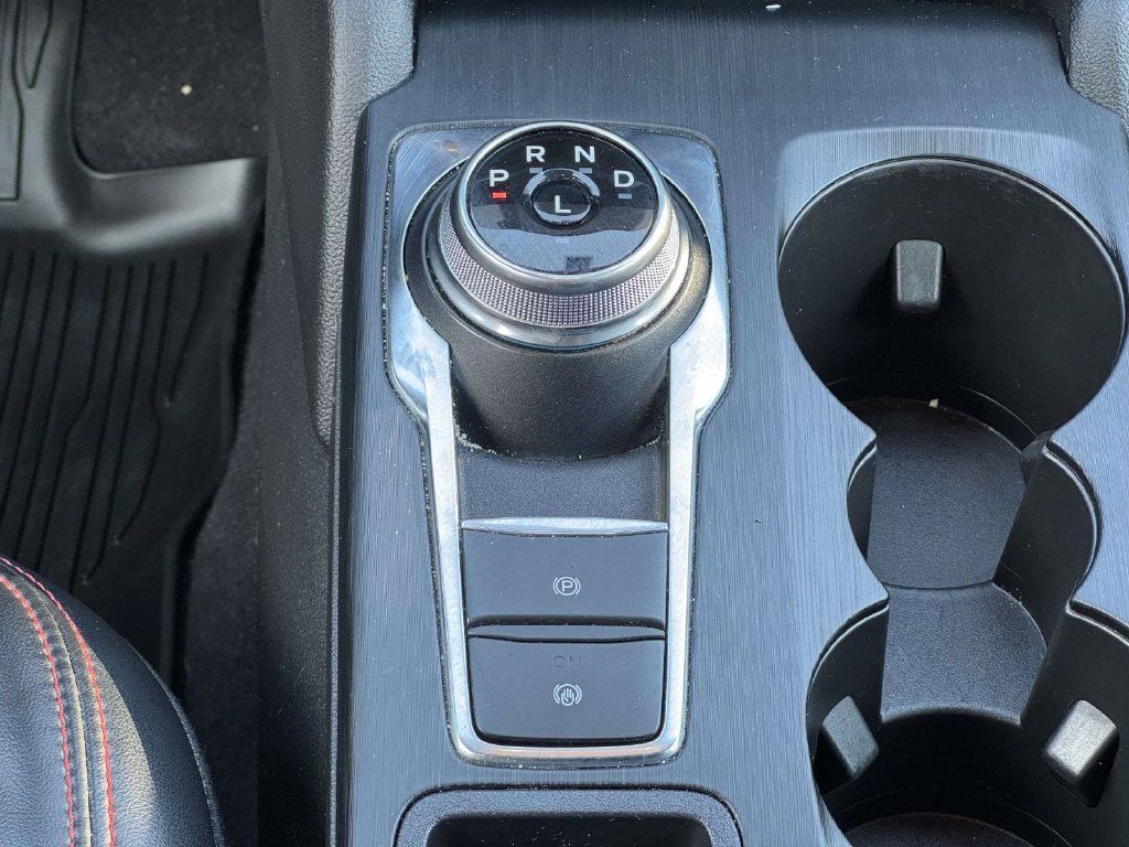 Used 2023 Ford Escape ST-Line Elite AWD/4WD image 6