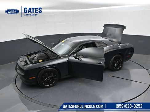 Used 2017 Dodge Challenger SXT Plus RWD image 47