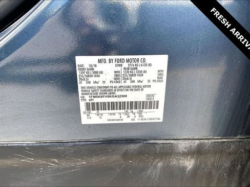 Used 2019 Ford Explorer Limited w/ Ford Safe & Smart Package image 18