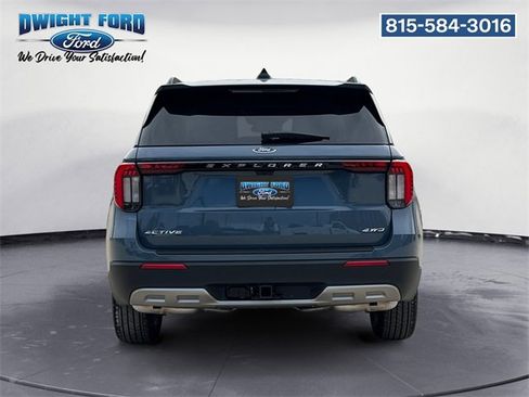 New 2026 Ford Explorer Active w/ Active Comfort Package image 4