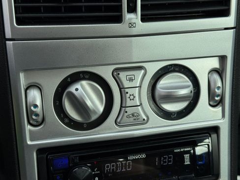 Used 2007 Chrysler Crossfire Coupe image 18