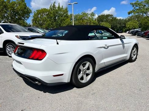 Used 2019 Ford Mustang Convertible RWD image 6